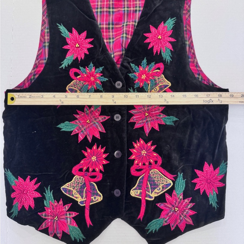 Vtg Casey & Max Christmas Holiday Vest Red Black Velvet Plaid Bells Poinsettia - Picture 6 of 7